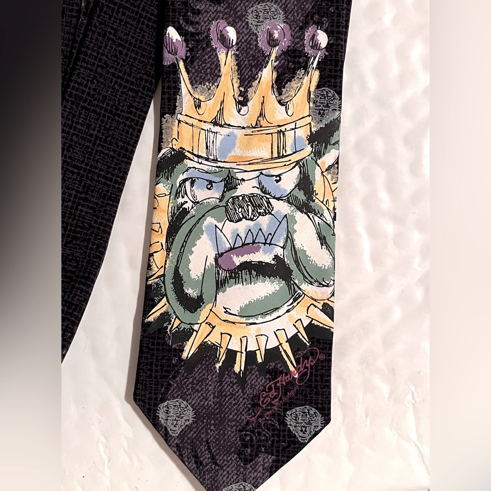Ed Hardy multicolor dog wearing crown silk tie - Picture 2 of 3